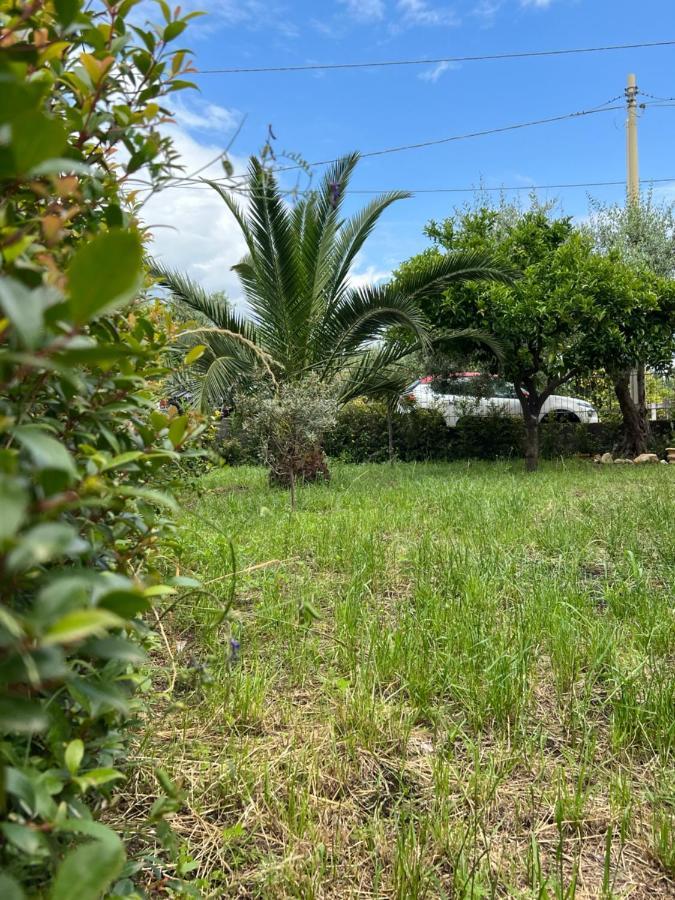Casa Vacanze "Sautufao" Santa Venerina Eksteriør bilde